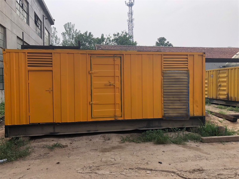 井陉矿发电机出租进行负载测试时，电瓶电量不足的具体判断标准是什么？