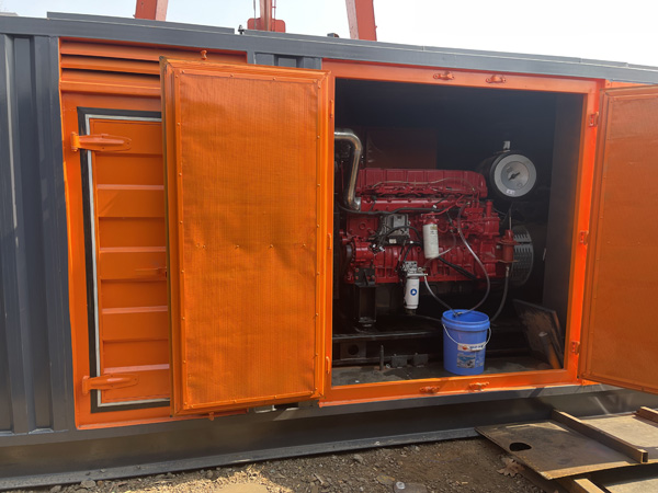 井陉矿柴油发电机组在高温环境下运行时需要注意哪些问题？