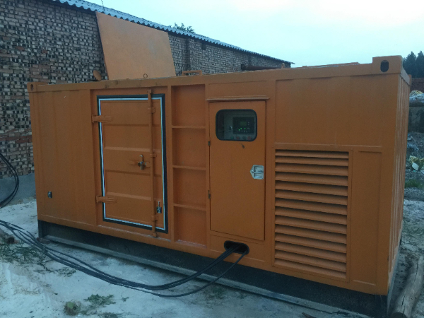 井陉矿发电机组长期使用中，电缆线的敷设路径有哪些要求？